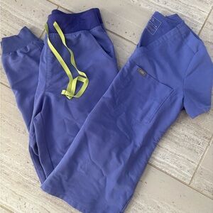 FIGS SCRUB SET- LIMITED EDITION COLOUR BLUEBERRY